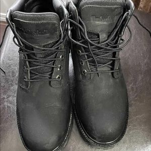 Mens 9.5 or Ladies 10/11 Timberlands